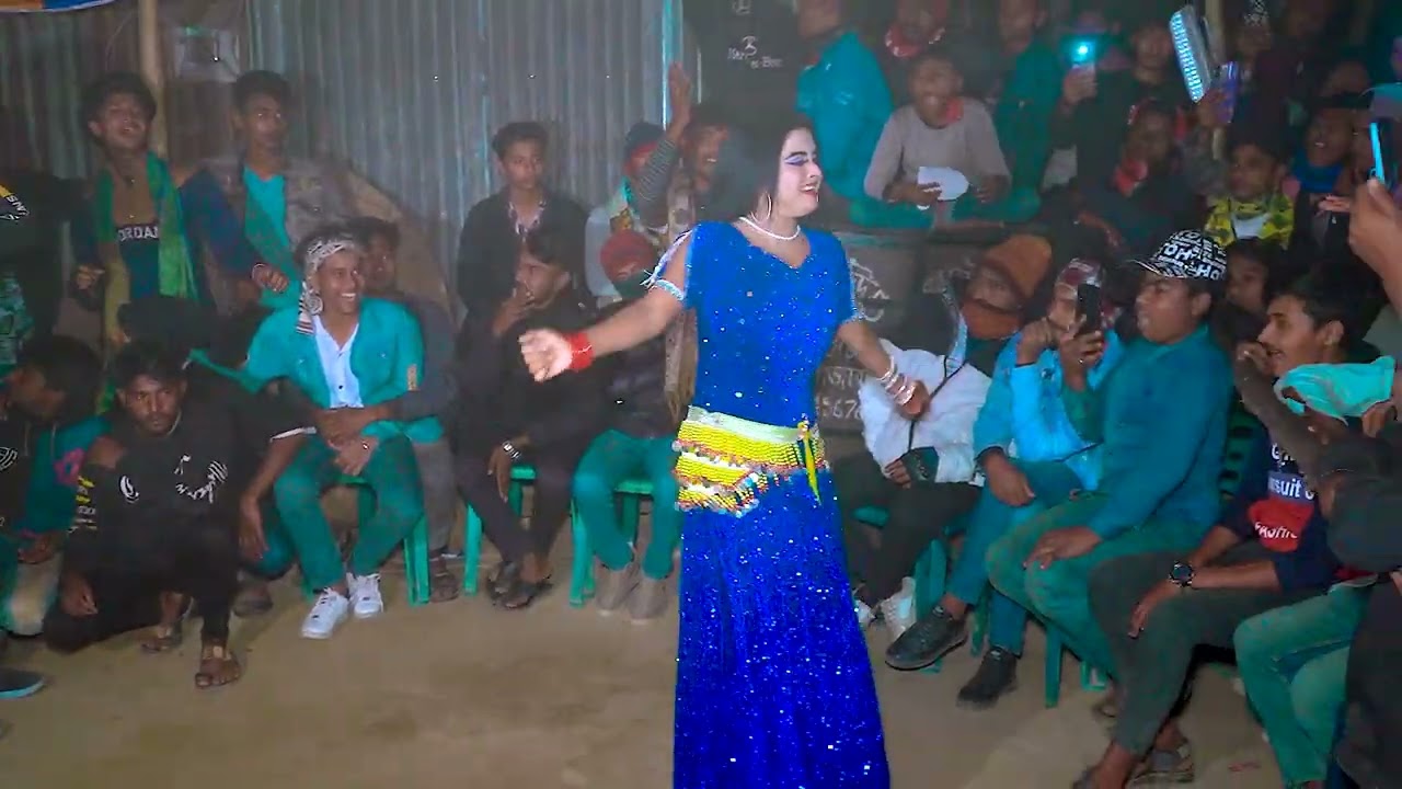 বিয়ে বাড়ির উরাধুরা নাচ | আমার মন মানেনা | Amar Mon Mane Na | Bangla Dance | Juthi Dance Xyz 12M