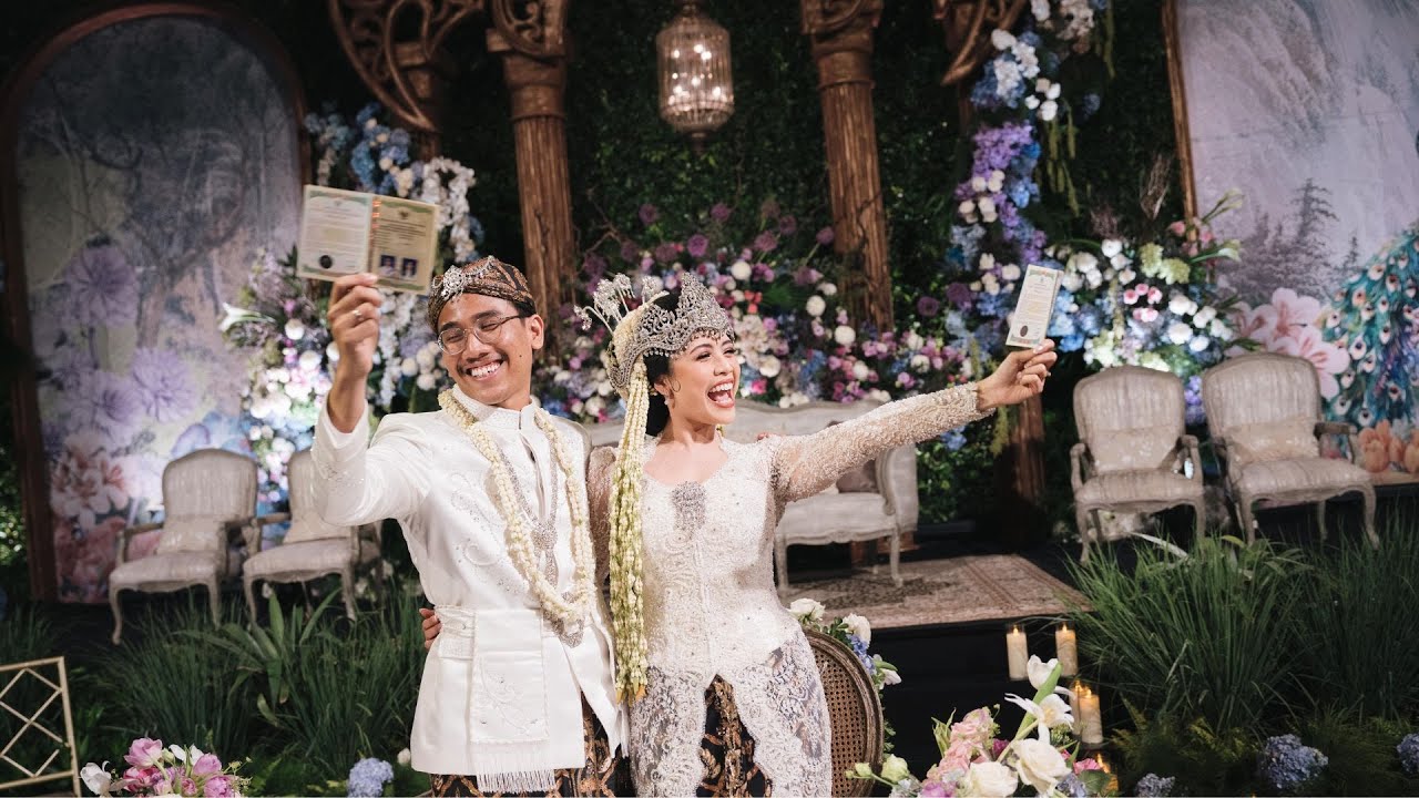 SDE (Same Day Edit) - Jiddy & Dea Wedding Jakarta Reception by Into Photo