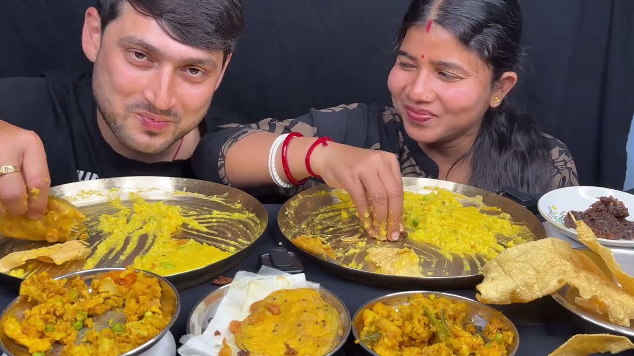 Eating Vegetable khichuri,Beguni,Panch mishali,Papad baja,Amer achar#eatingshow #food #eating #video