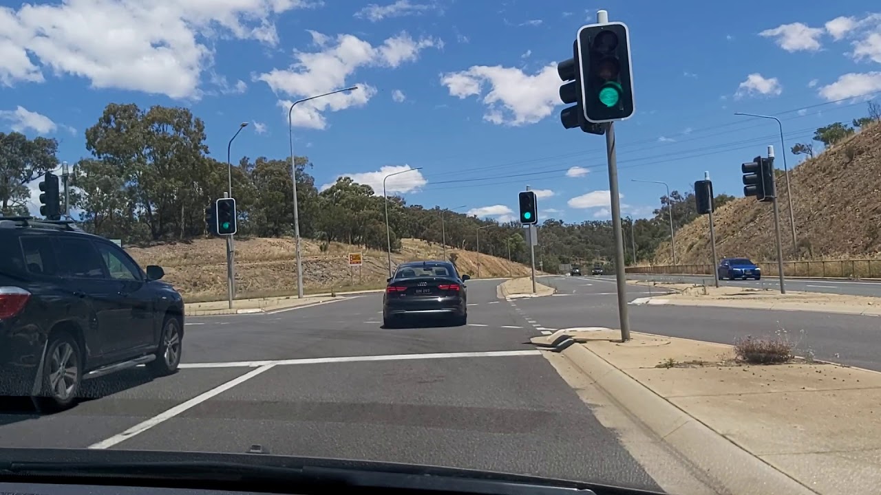 Driving in Canberra (Fyshwick highway to Kambah) #drivingcbr