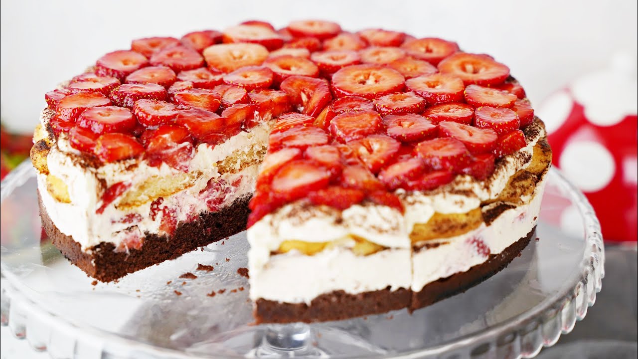 Proste ciasto torcik tiramisu z truskawkami – Przepis – Mała Cukierenka