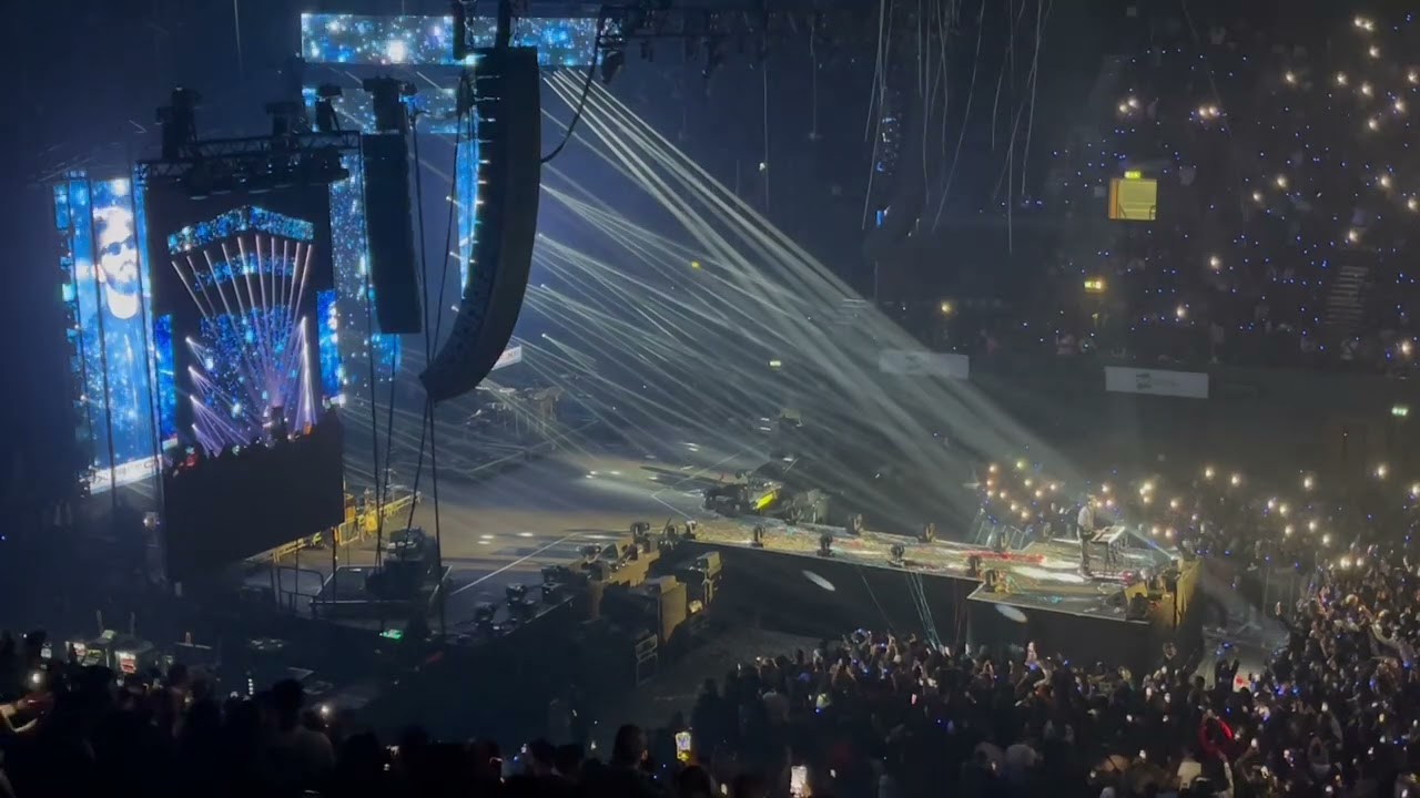 Oh Penne (Piano) - Anirudh Concert (OVO Wembley - London 2022)