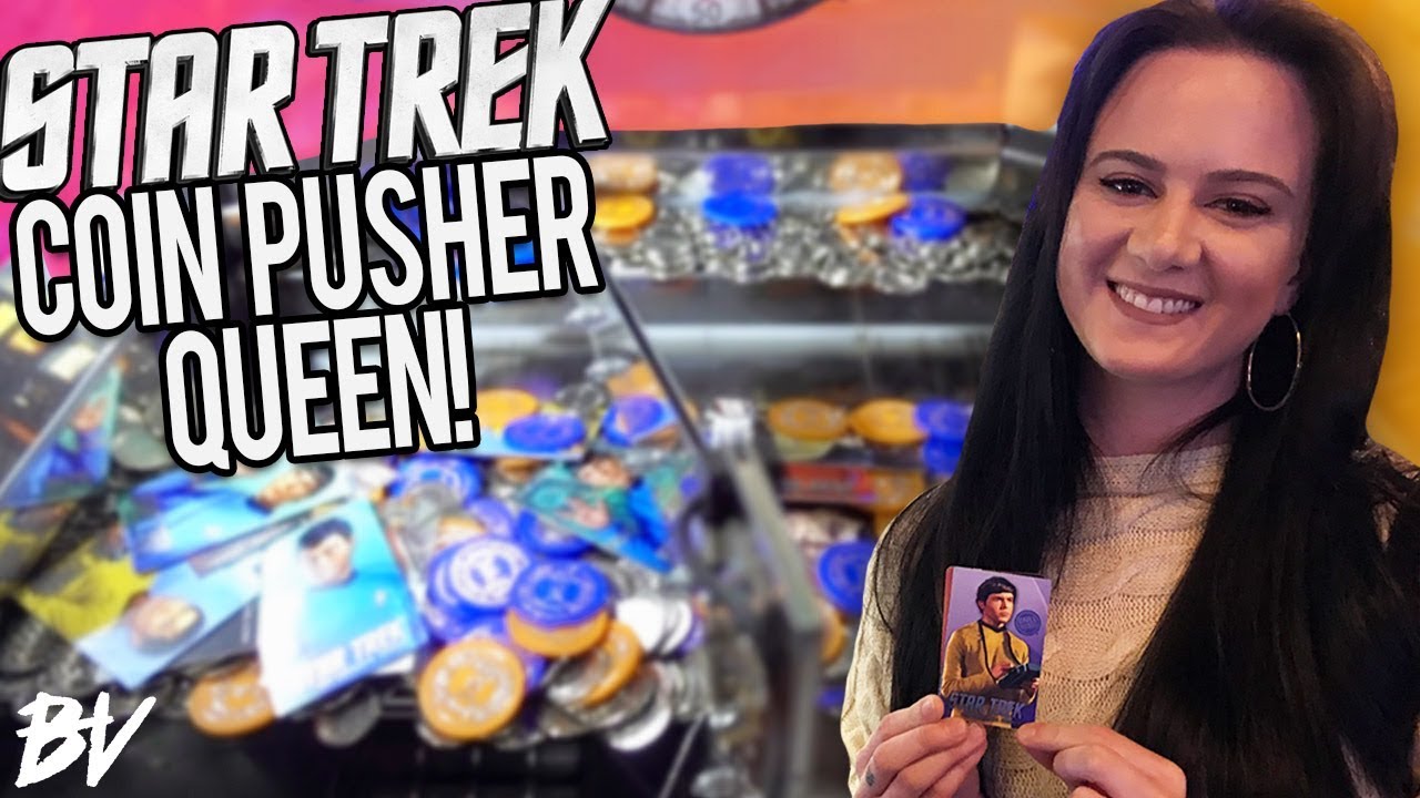 SHE'S THE QUEEN OF THE STAR TREK COIN PUSHER! WINNING BIG! | Brooks Holt