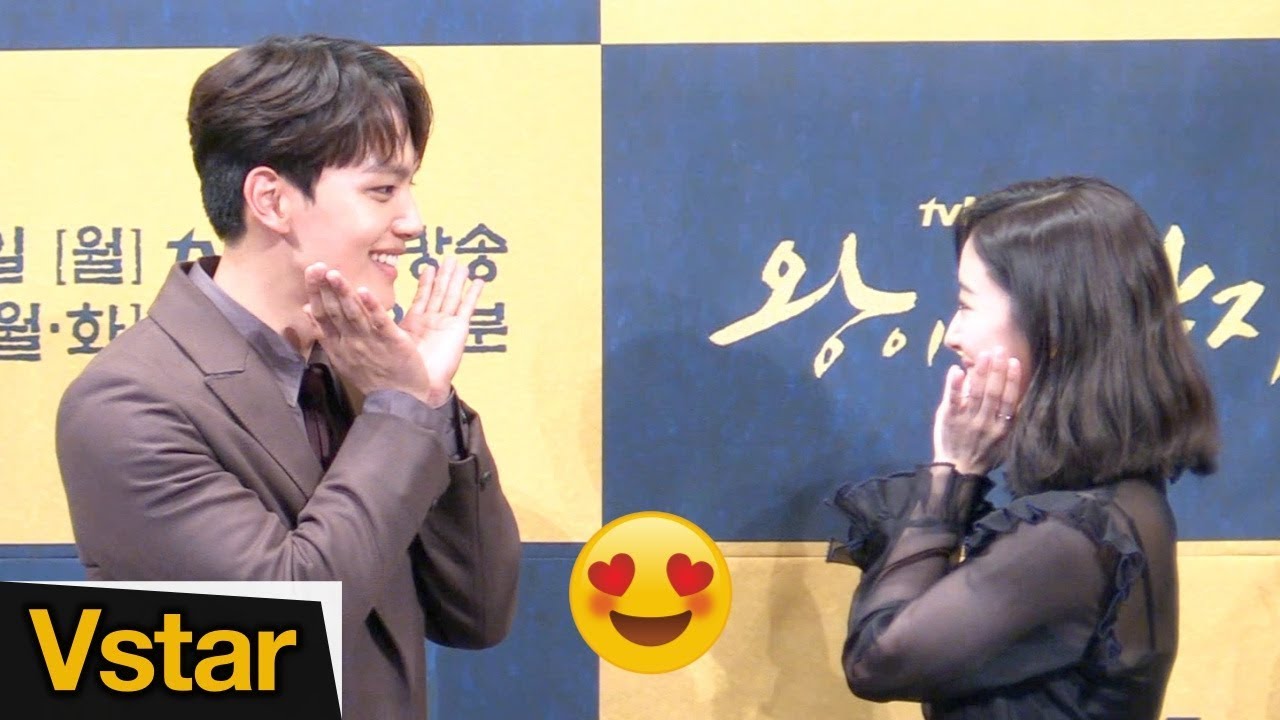 여진구(Yeo Jin-Goo)-이세영, 광해와 중전의 '귀염귀염 꽃받침' 포토타임 @ '왕이 된 남자' 제작발표회