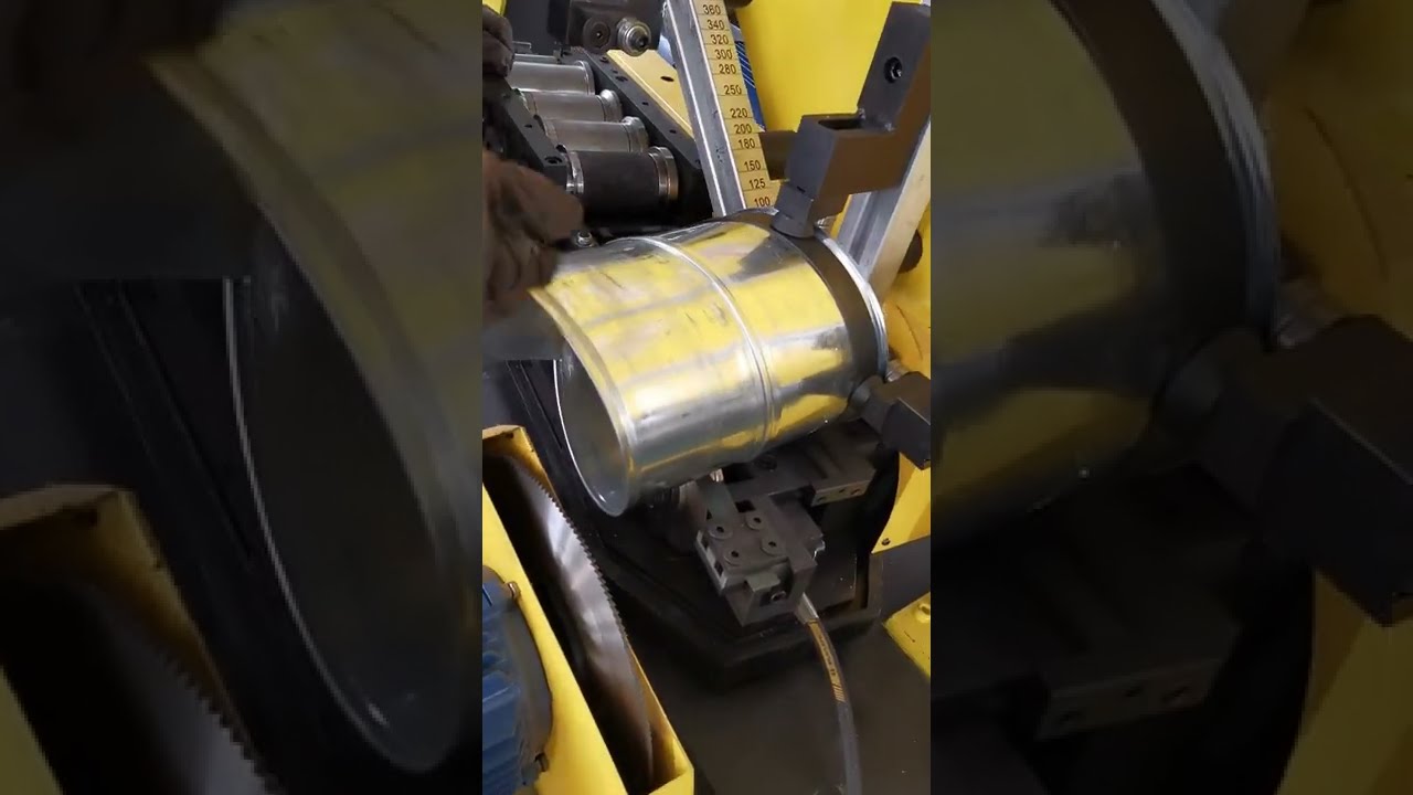 How to operate the spiral duct machine