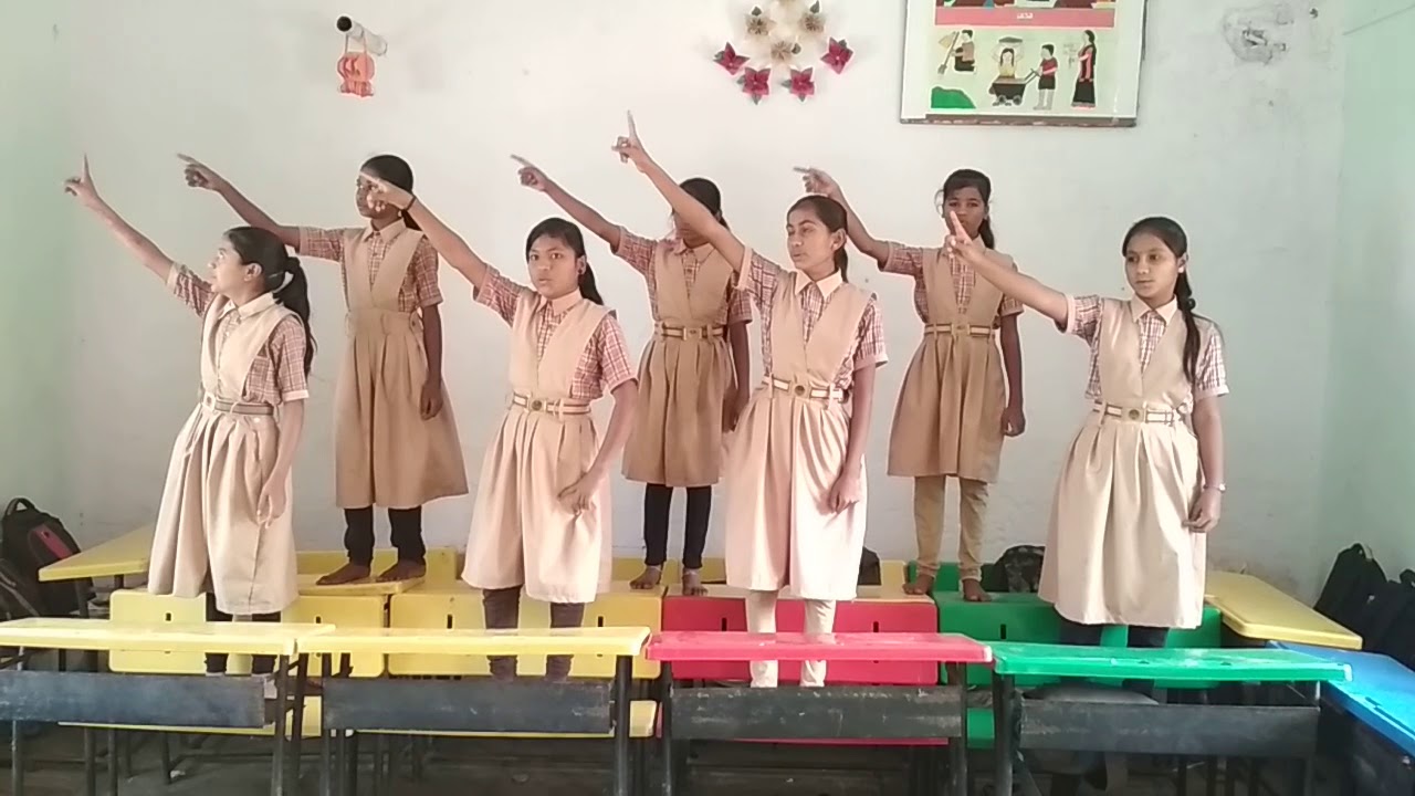 #It's a small world after all#STD.7th Poem#इंग्रजी कविता#इट्स अ स्माल वर्ड#Moykheda#मोयखेडा#