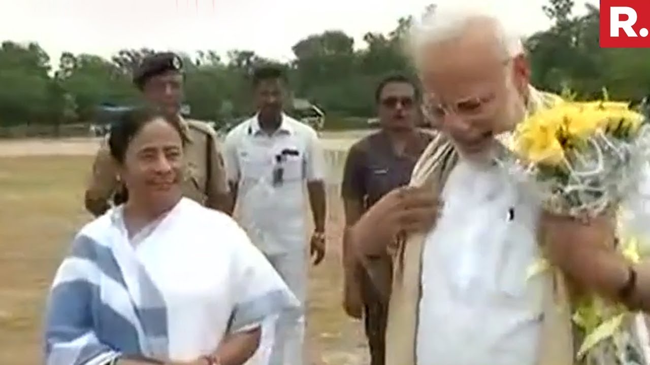 PM Modi And Mamata Banerjee's First Meeting After Her 
