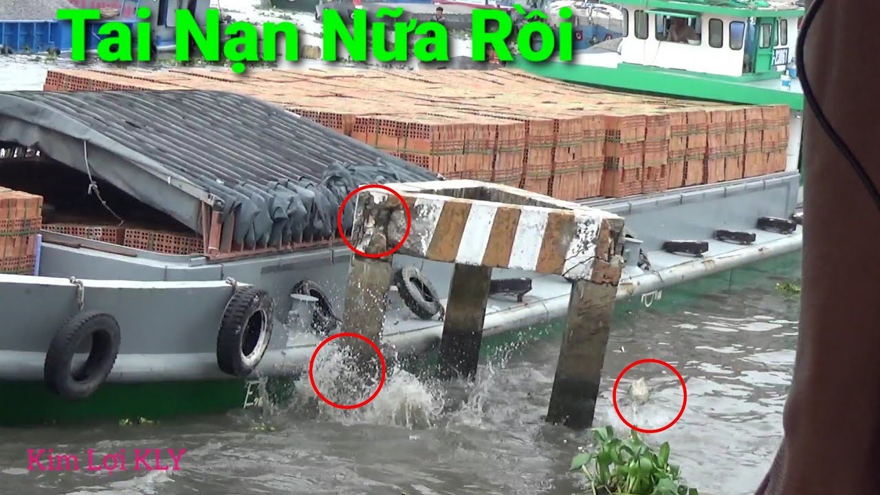 Sà Lan Liên Tiếp Gặp Tai Nan Ở Cống Kênh Cụt