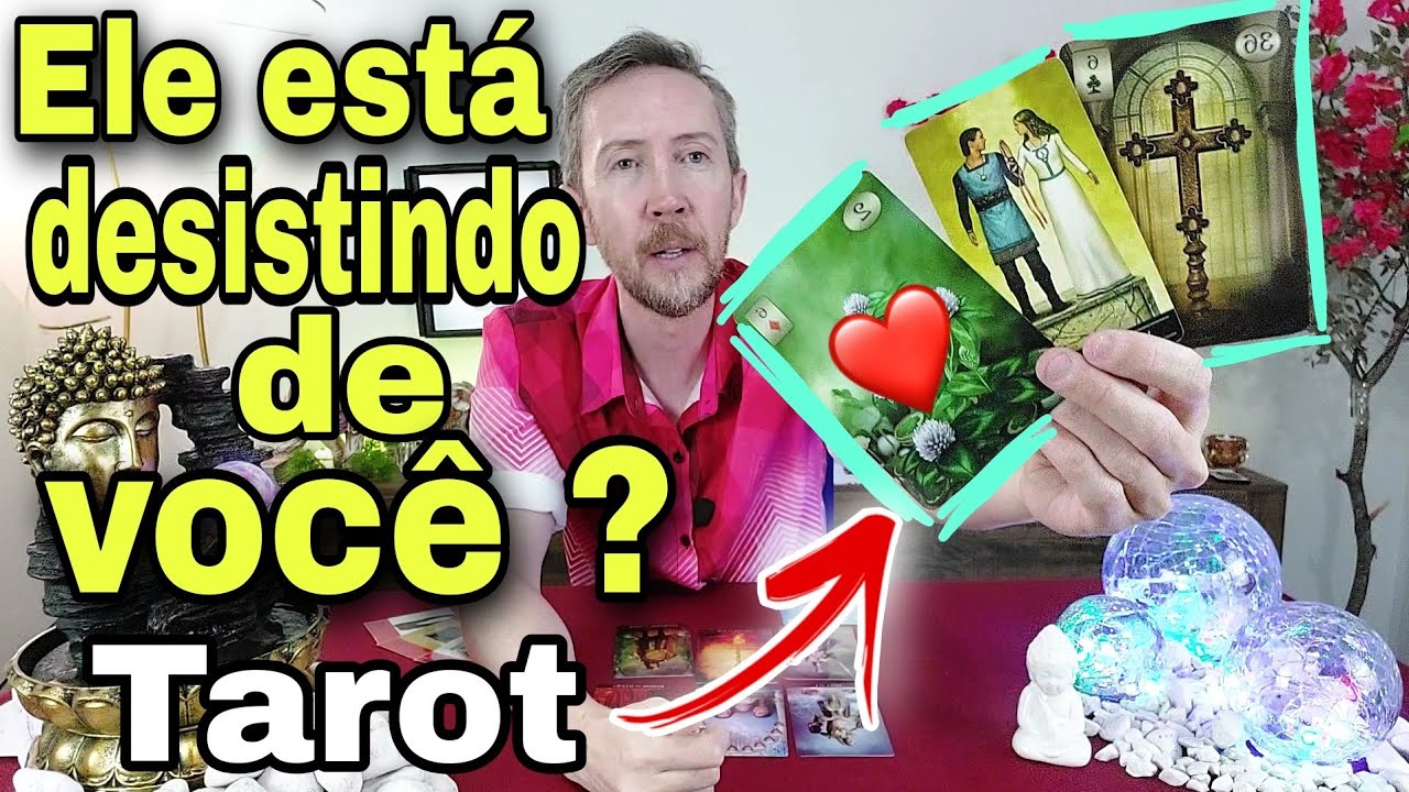 Ele está desistindo de você ?  Como ele está em relação a mim hoje tarot ? O Que ele sente por mim ?