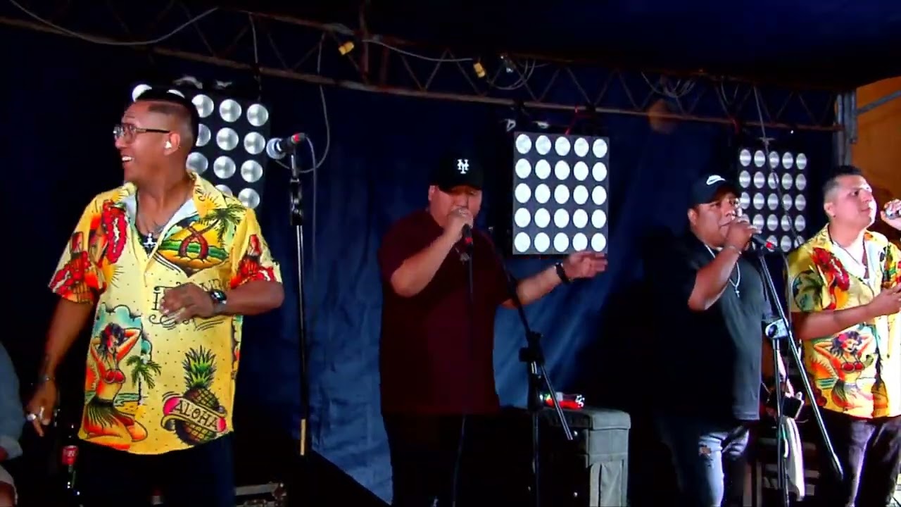 LA BOTELLA - CHARLIS DE LA CUMBIA  ( PRIMICIA 2025 ) FELIZ ANIVERSARIO BARRIO CHICO SANTA ANITA.