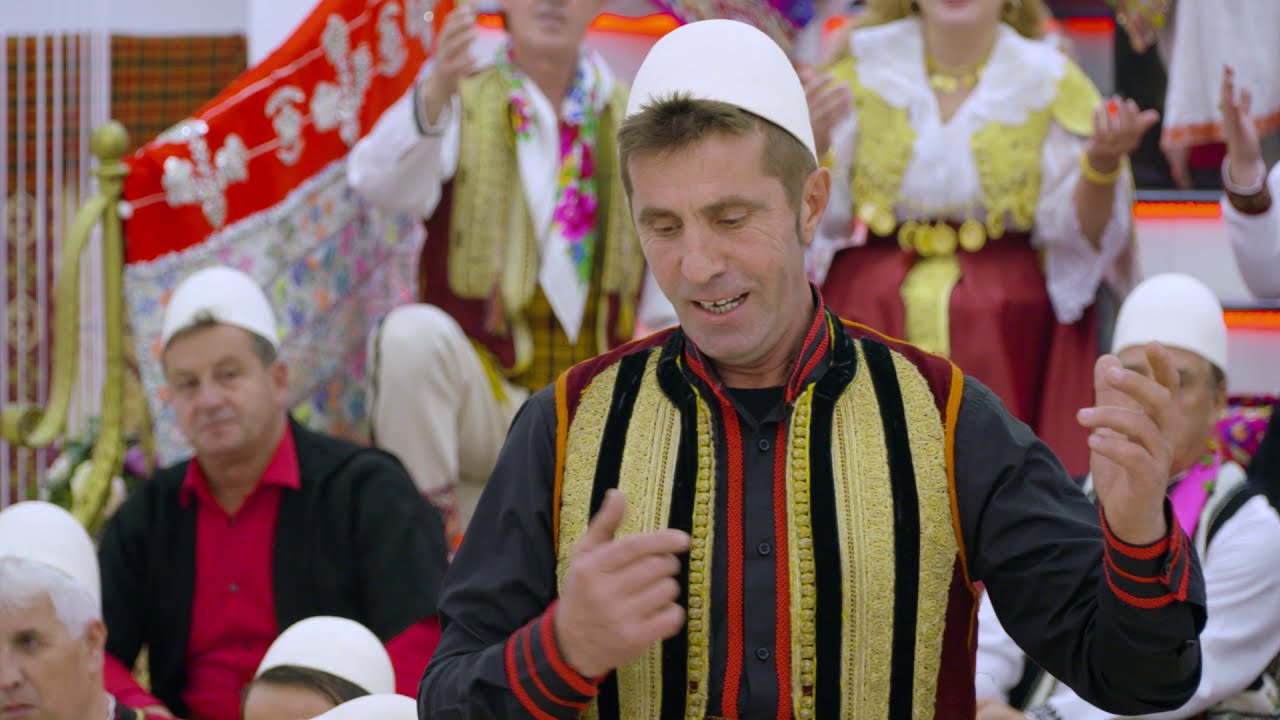 Sinan Zylbehari  -  Kadal dal po vjen pleqria,Moj e mira kaplushkuqe