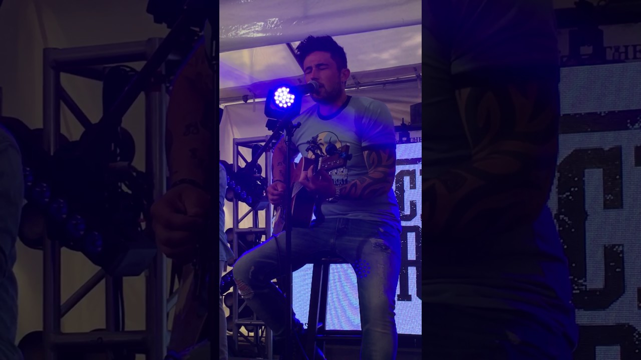 Her World Or Mine - Michael Ray