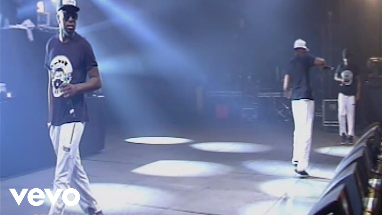 Sexion d'Assaut - Wati by Night (Live au Printemps de Bourges 2011)