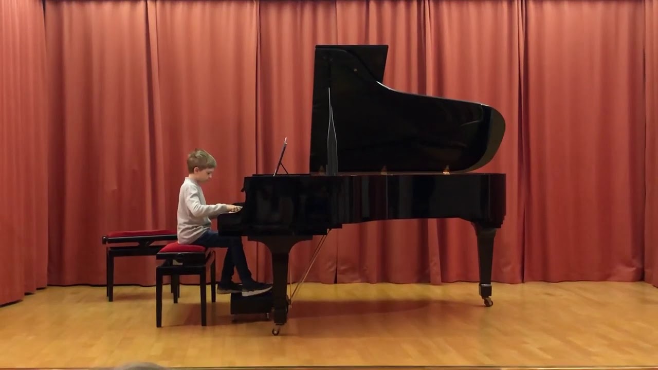 Jonas spielt Die zauberhafte Welt der Magie