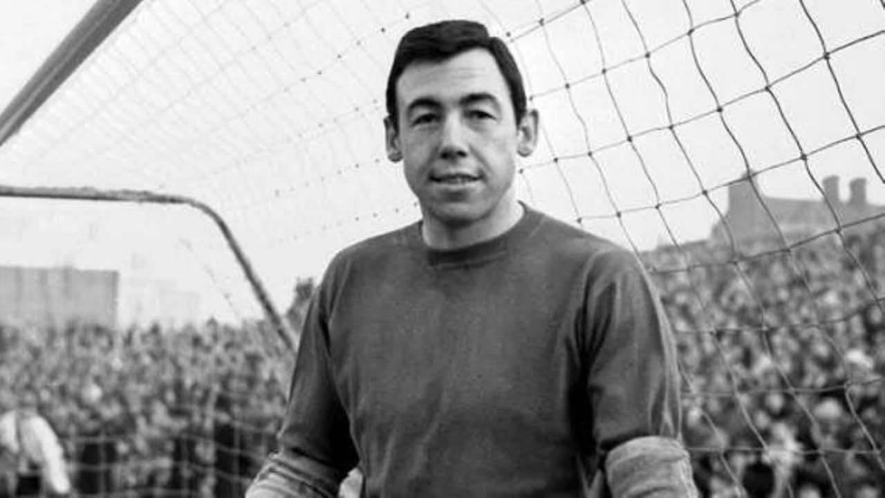 Gordon Banks, Banks of England [Best Saves]