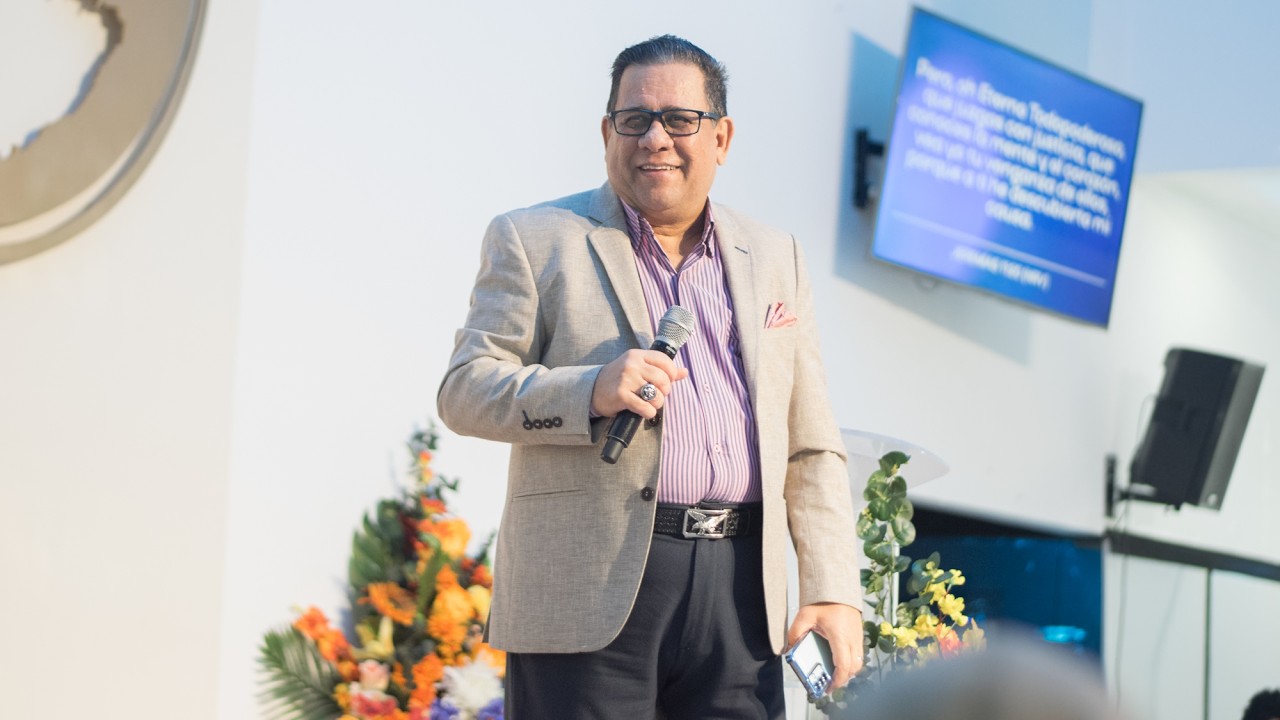 ESPÍRITU SANTO, ESCUDRIÑA MI MENTE Y CORAZÓN | Ps. Rubén Gómez | Maranatha Cali