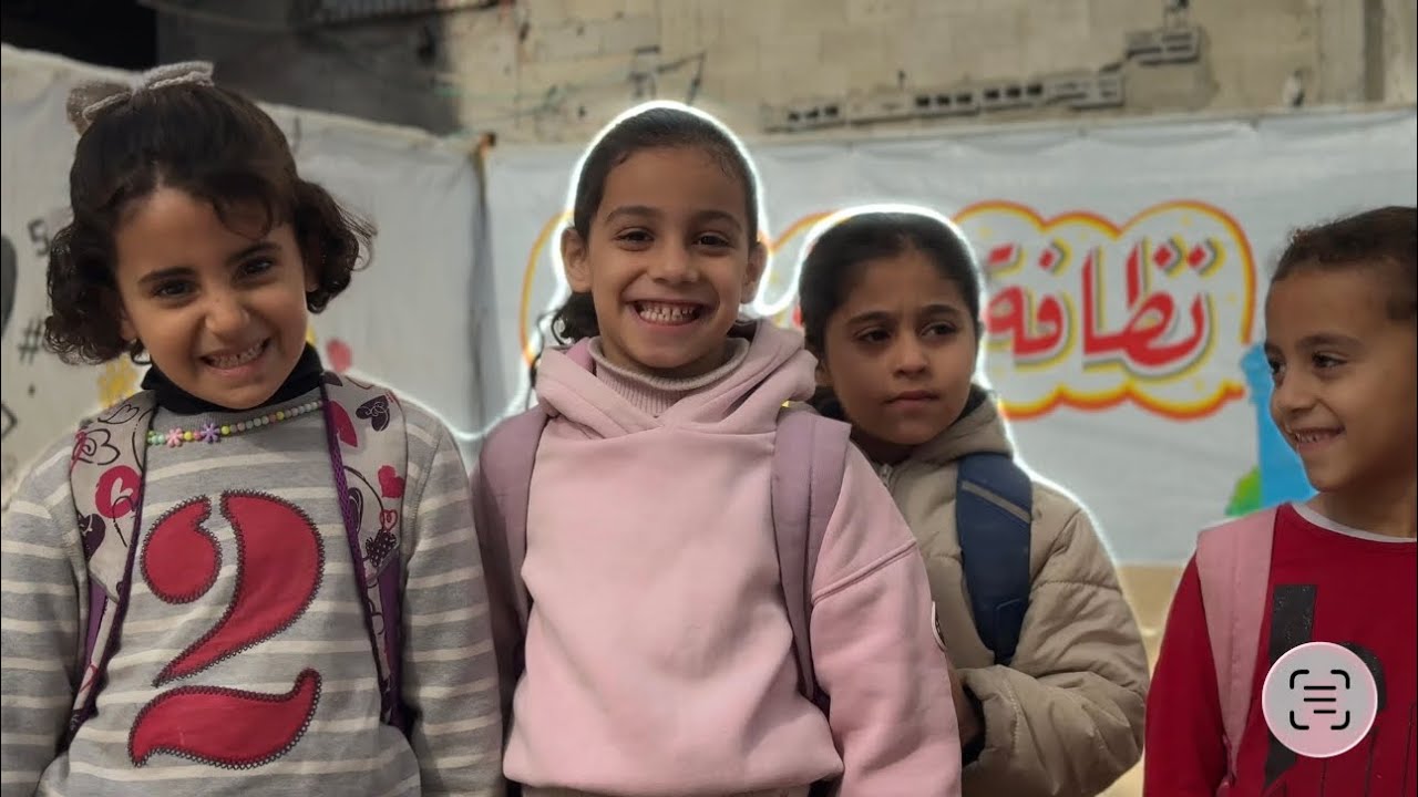 عمو تيتو مع الطفال الحلوين 🥰🥰