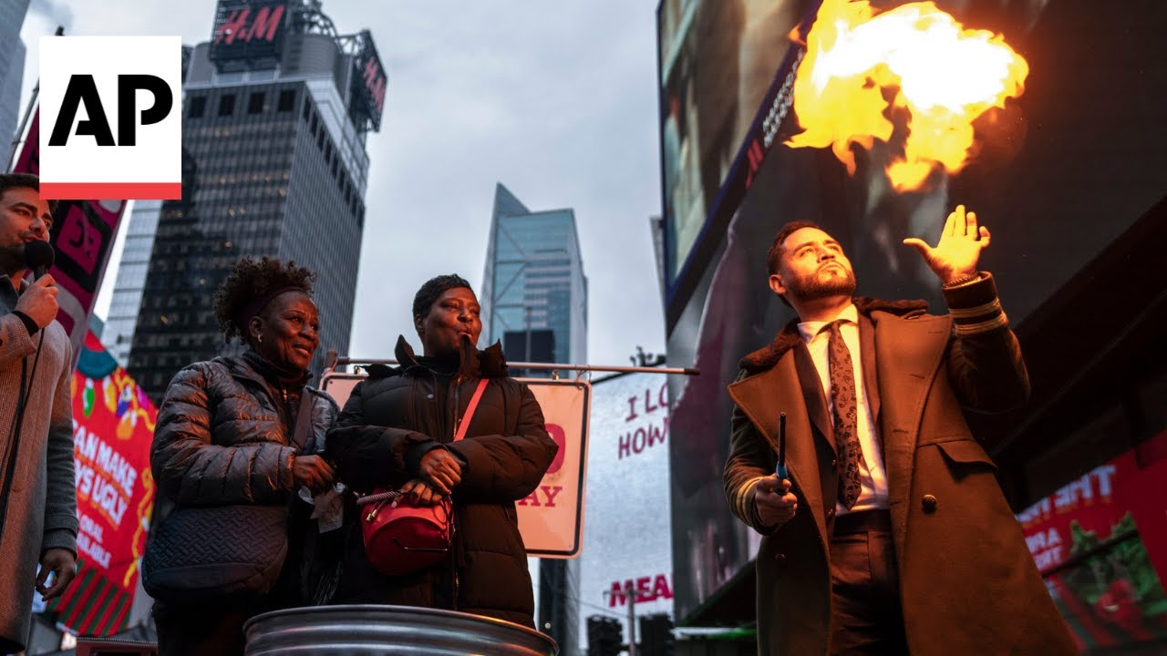New York bids fiery 'good riddance' to 2023 grievances