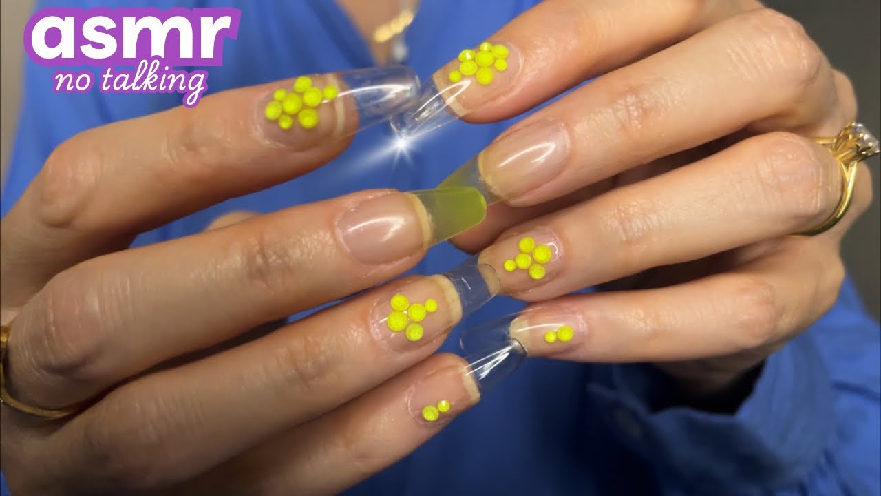 ASMR * Nail Flickering & Tapping!