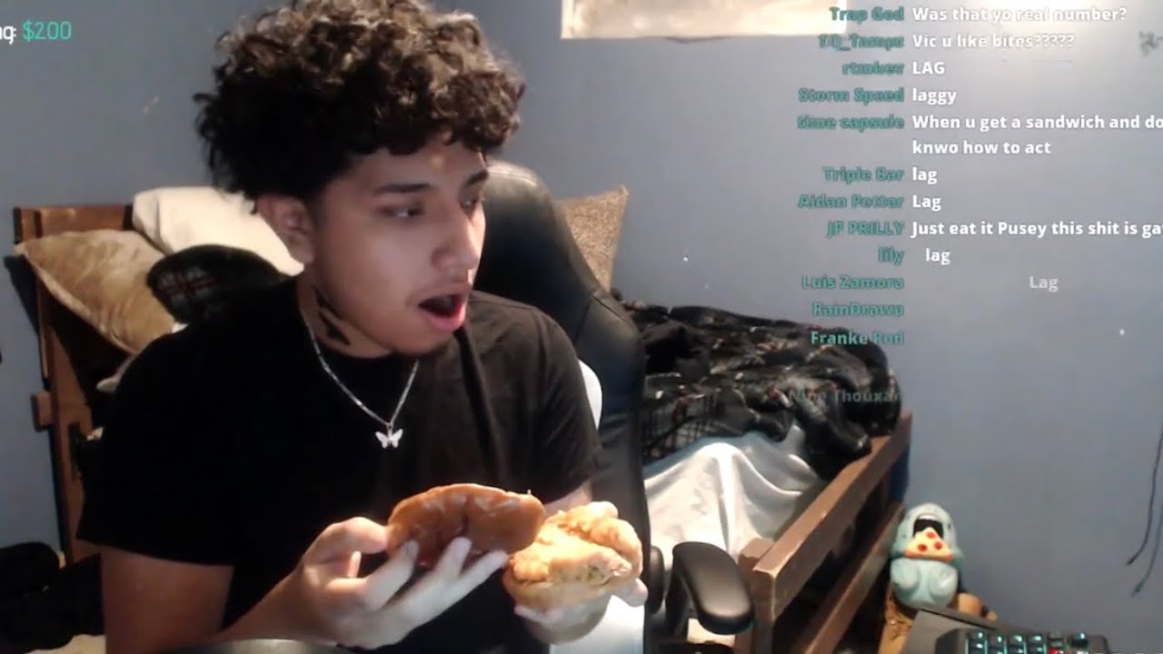 Vic Bucks tries the new Popeyes Chicken Sandwich (emotional)