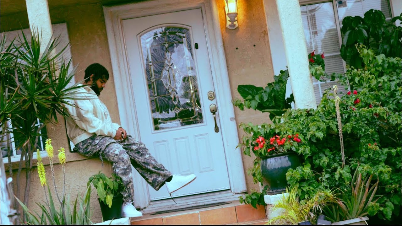 TWISTED THOUGHTS (Official Video)