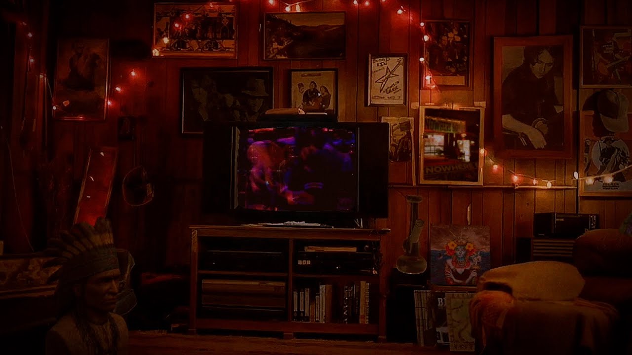 Trashy (Official Music Video)