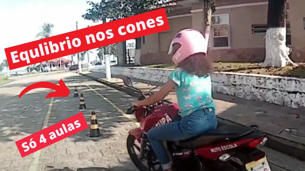 Quarta aula da Joelma e ela já conseguiu fazer os cones assim.