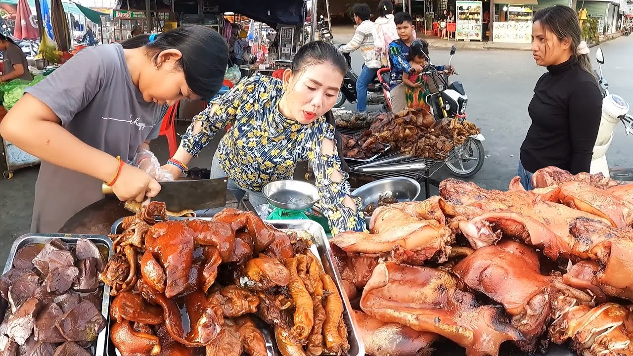 Special Yummy! Braised Pork & Pork BBQ - Cambodian Street Food