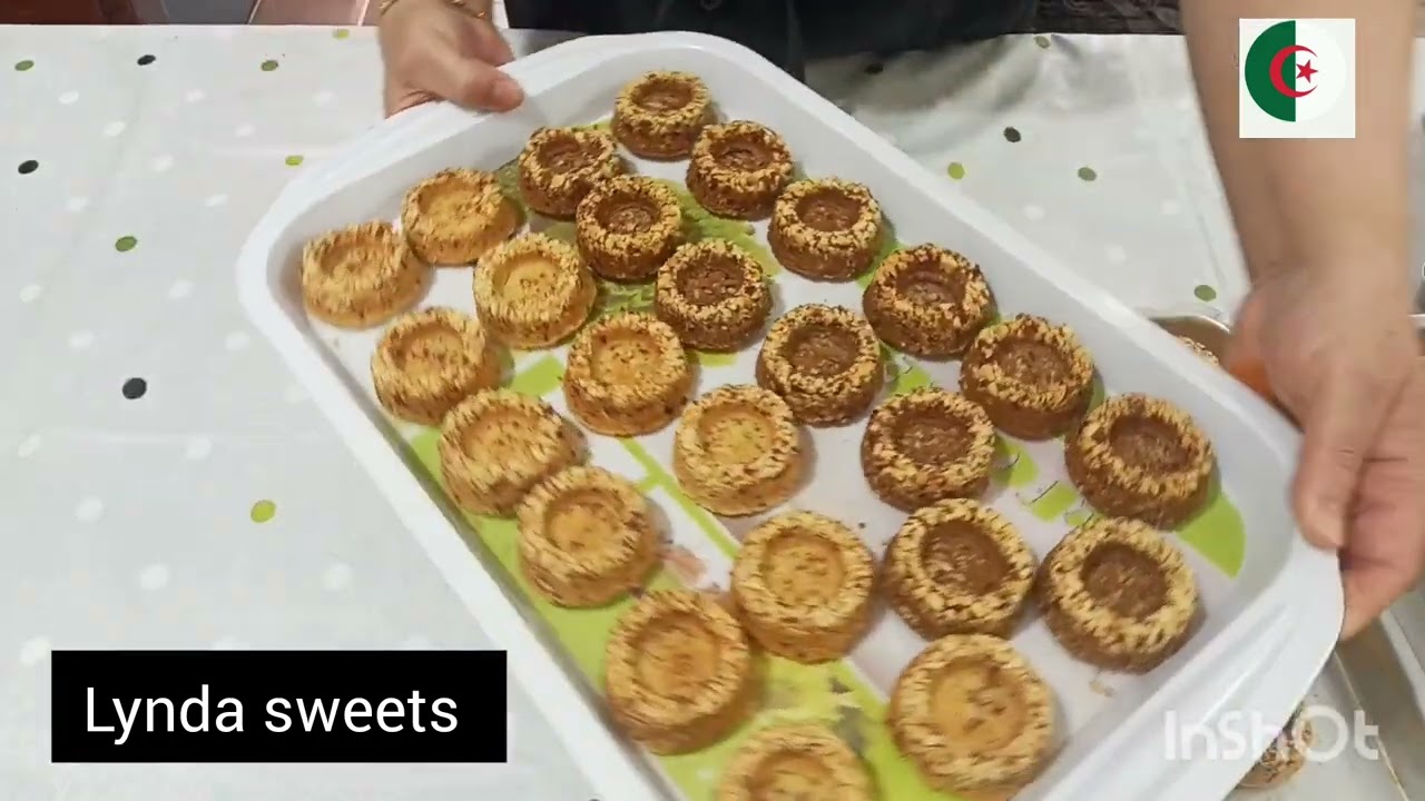 حلويات العيد #.الحلوة الأكثر طلبا في العيد و المناسبات لبنتها وشكلها التحفة.وتخرج كمية كبيرة