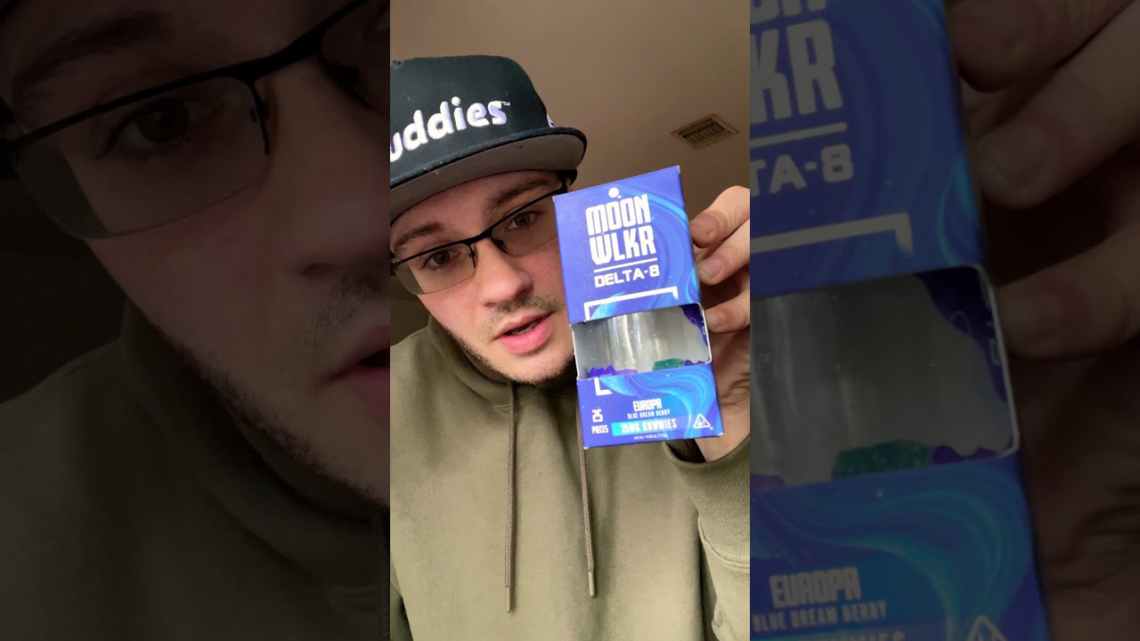 Delta 8 THC Gummy Review Featuring MoonWlkr's Blue Dream Flavor