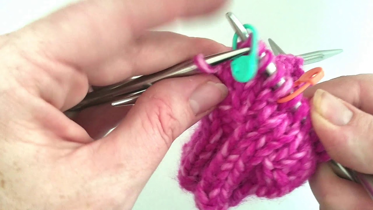 Simple Chunky Mittens: Thumb Gusset