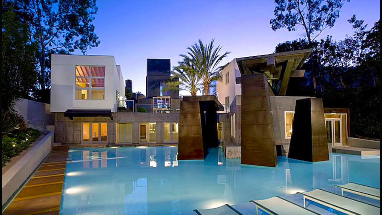 Frank Gehry's Schnabel House
