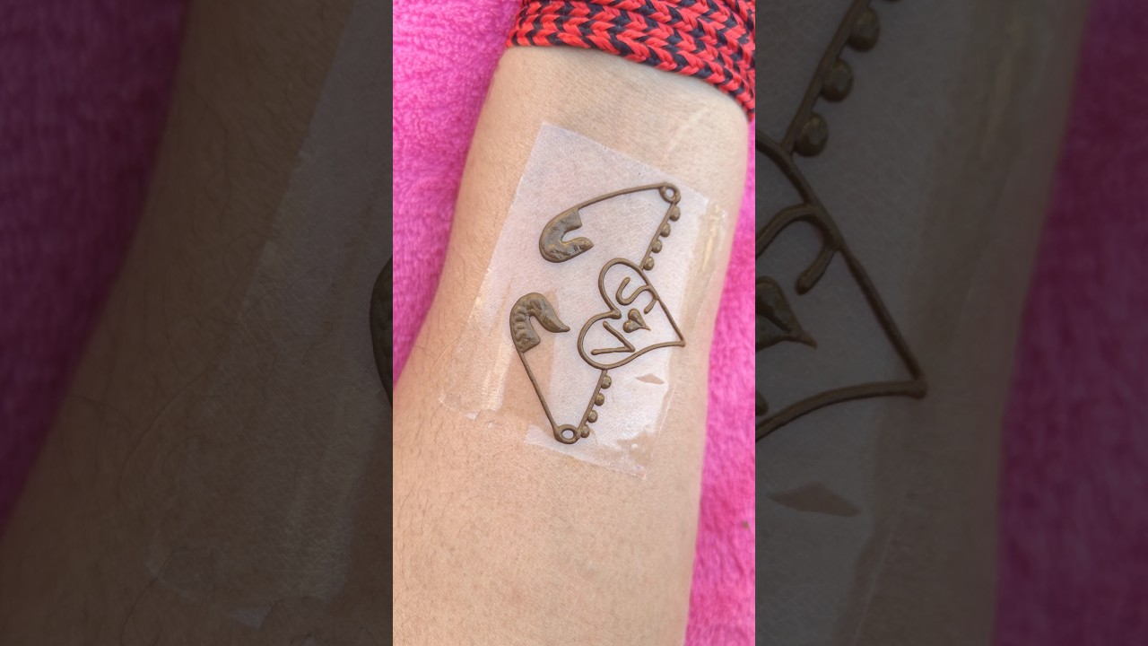 V❣️S Cute Couple Name Mehndi Tattoo &hearts;️ Part 646 #mehndiartssaroj #trending #viralvideo #shorts