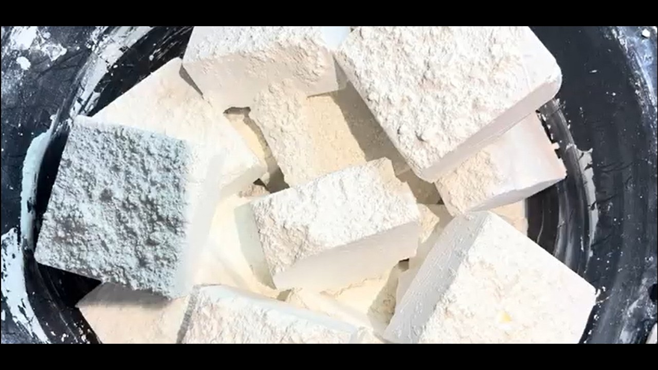 gymchalk crush full cr @powdercrumblesasmr3604 #asmrcrunchy #unpolishedchalk @unwindmind1asmr