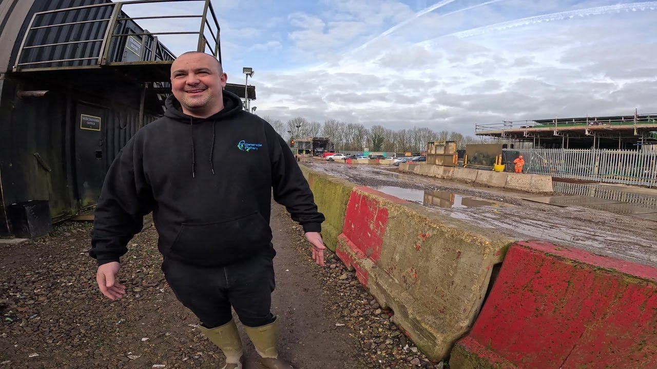 Пролетая над щебнем Ashville Aggregates @thisisashville 🤓🎥🛸✔