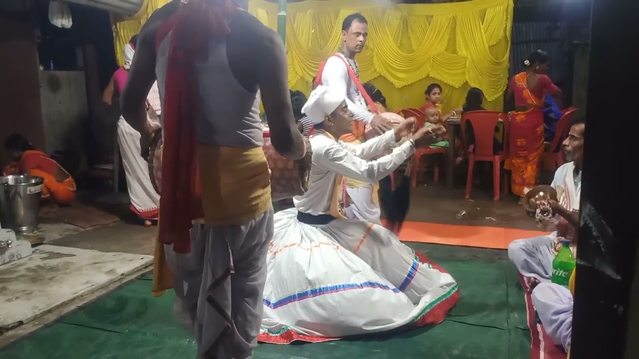 টিটু উজা চন্দন এবং সুমিত দাদার কন্ঠে মনসাপূজার গান