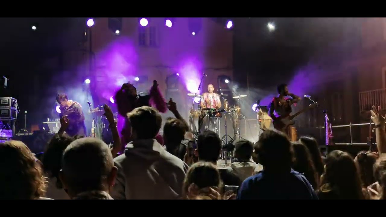 Viene de mi - La Yegros (concierto en Muxía) 