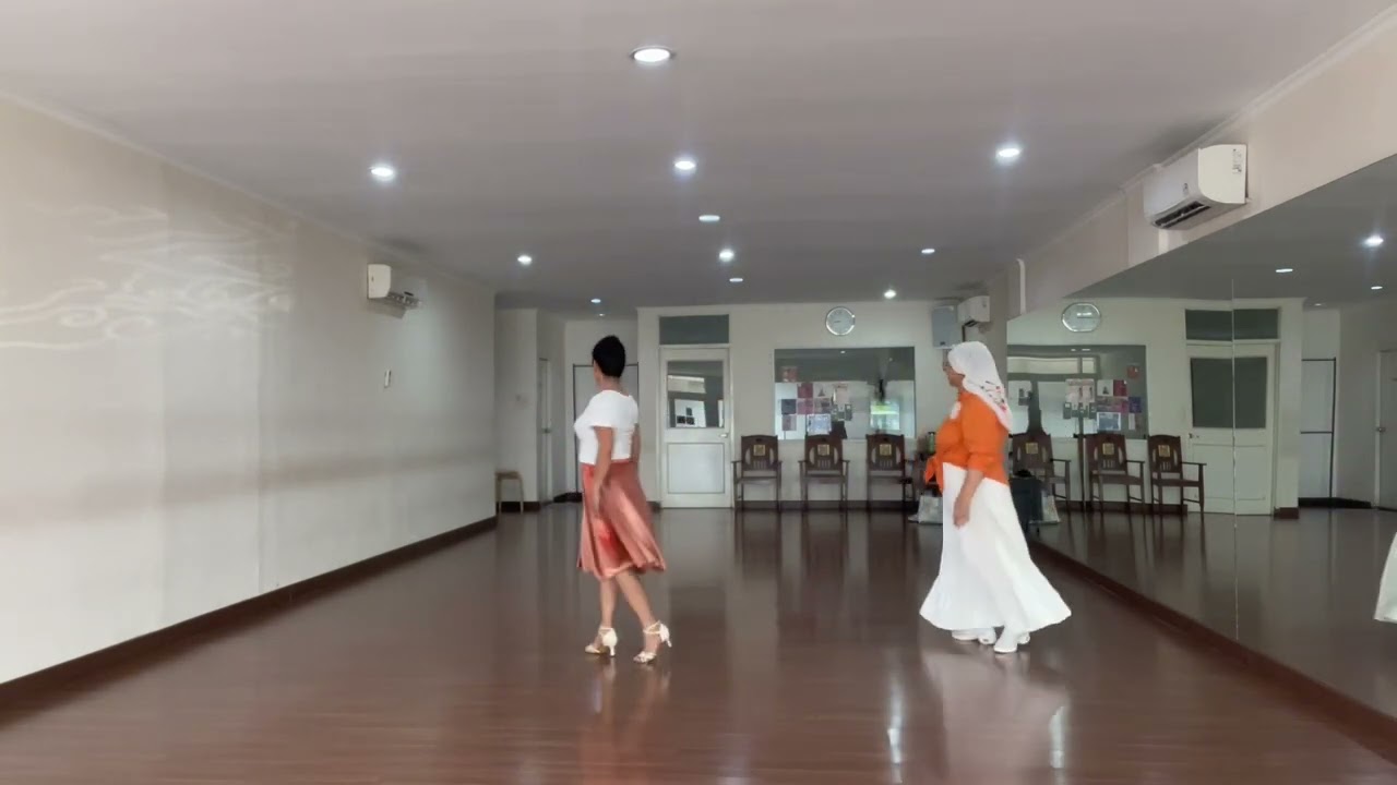 I Come In Pieces Line Dance