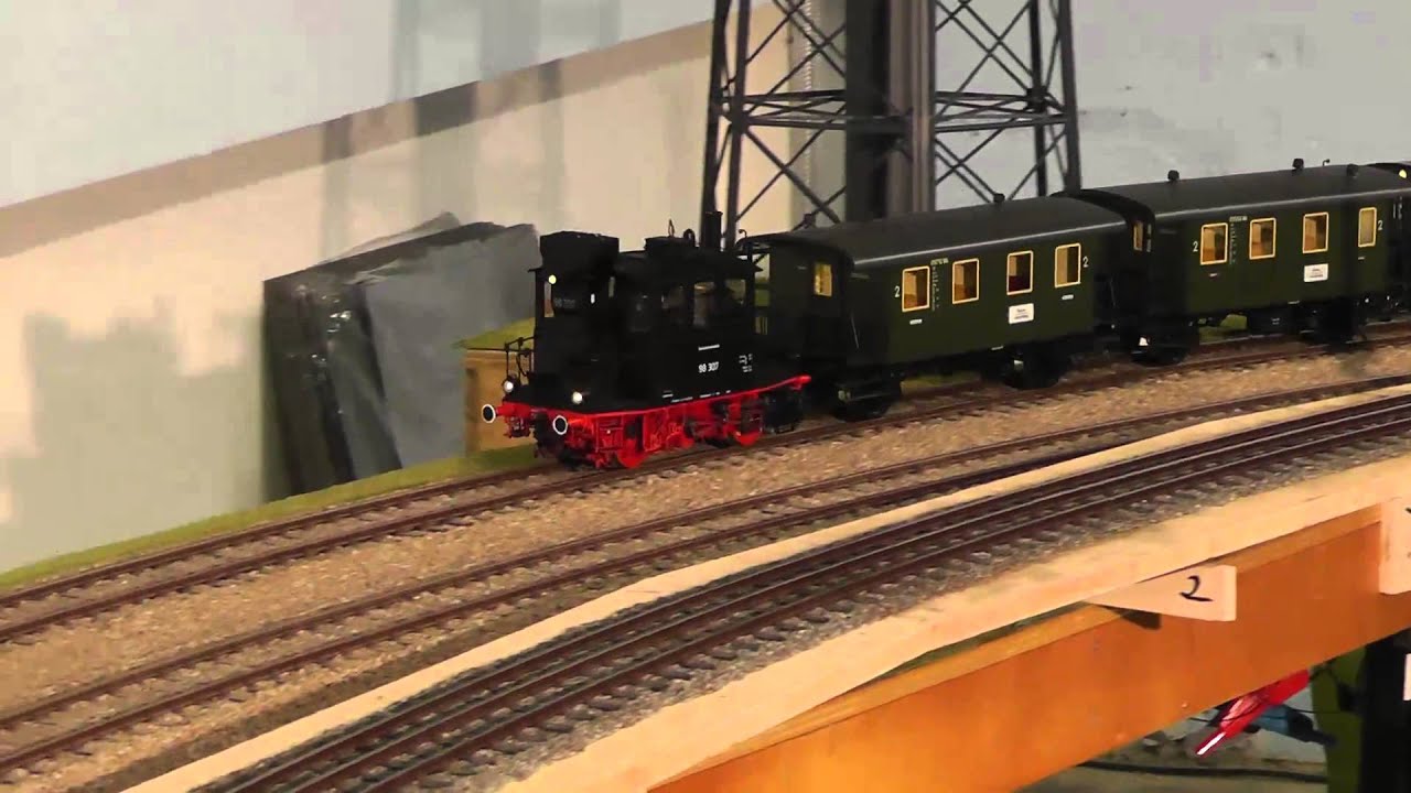 KM1 Glaskasten mit Lokführer Alois Guadhorn Spur 1 Neue Version