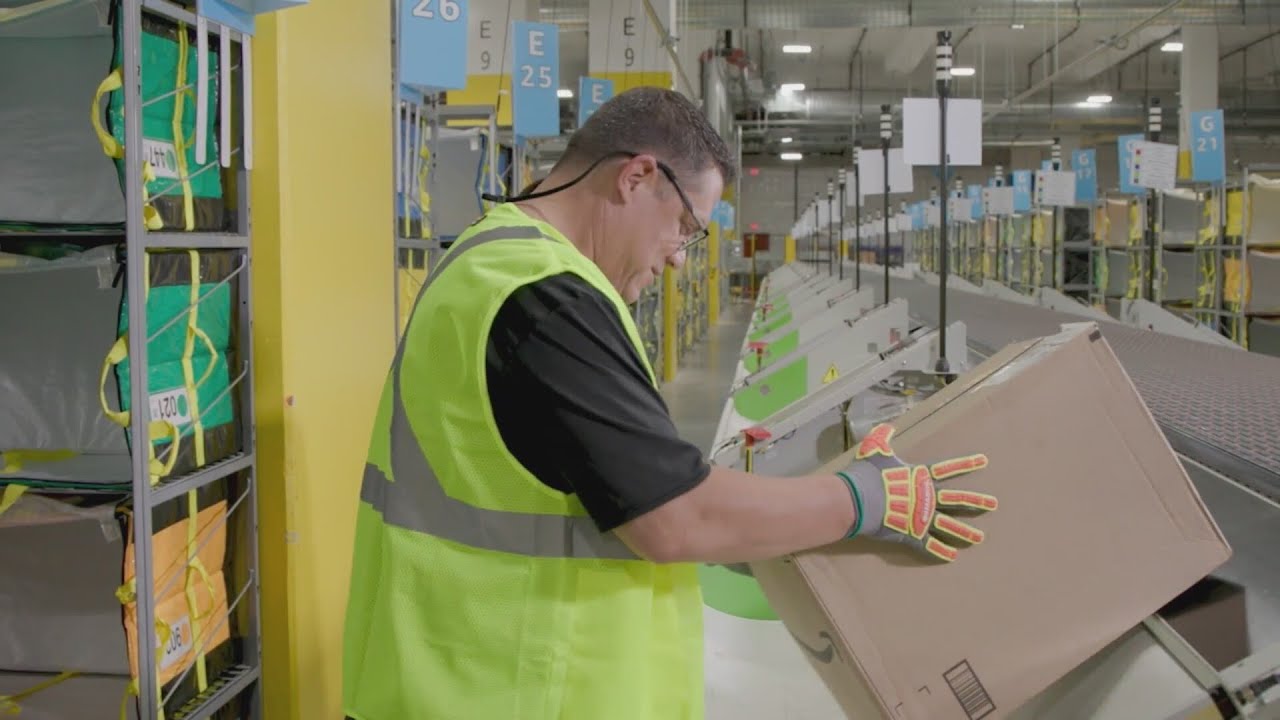 Amazon Delivery Center in Honolulu Uses Delivery Technology and Timely Service for the Community