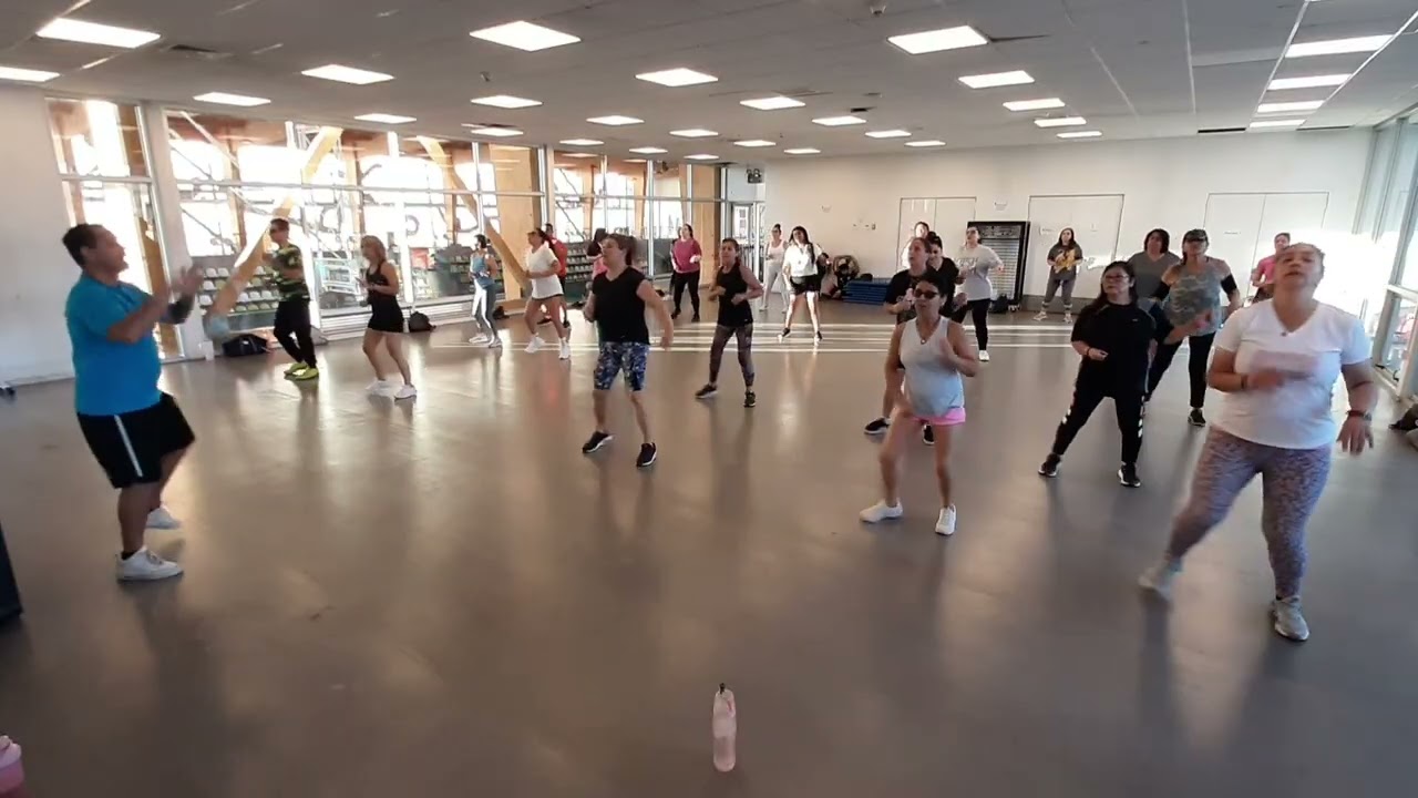 Baile entretenido 4 Jueves 12 de febrero 2026 profesor Eduardo Ramírez CEVS lo Espejo