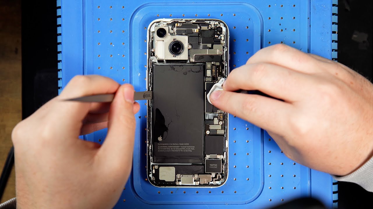Замена аккумулятора iPhone 15 — пошаговое руководство своими руками