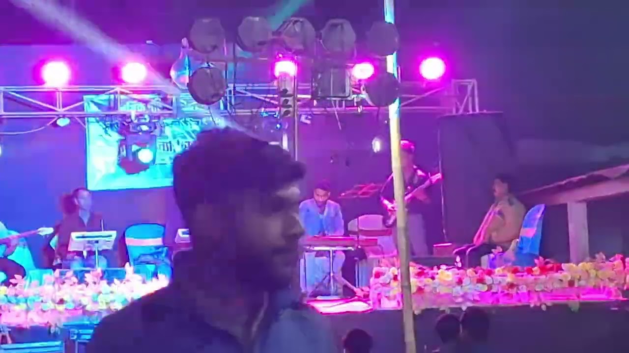 Lal sari poriya konna..#shortvideo #viralshorts #viralvideo #lalsariporiyakonna 