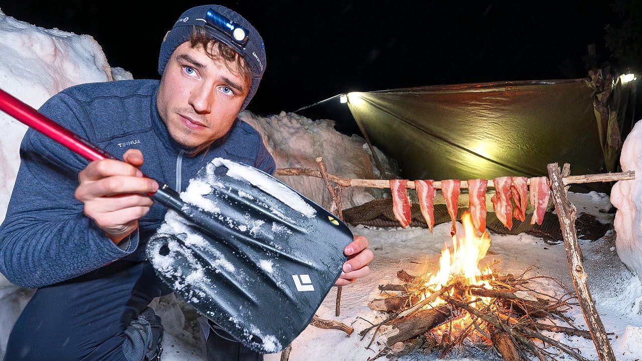 Construyo un refugio con nieve y un tarp… ¿será suficiente para pasar la noche?