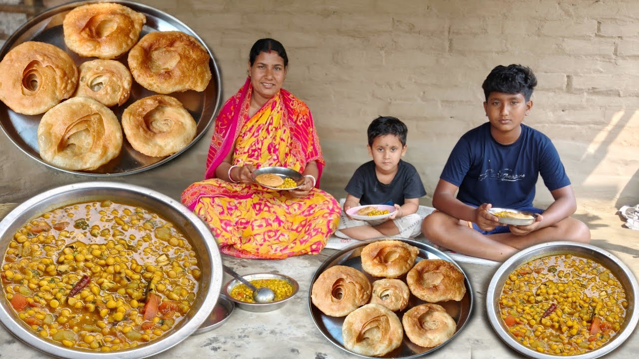 বাড়িতে সহজ পদ্ধতিতে দোকানের মত খাস্তা ঢাকাই পরোটা সাথে স্পেশাল ছোলার ডালের তরকারি। Dhakai Porota 