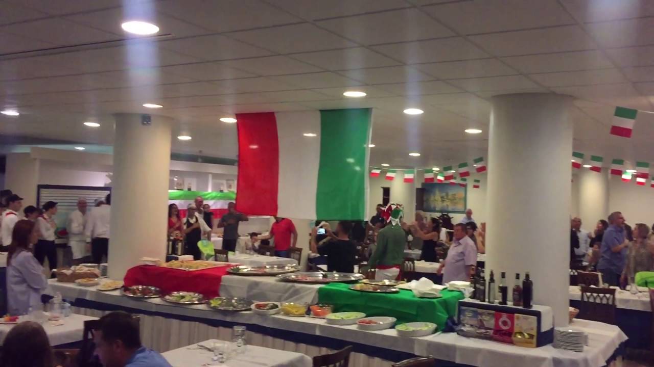 COSTA DEL SALENTO VILLAGE SERATA ITALIANA