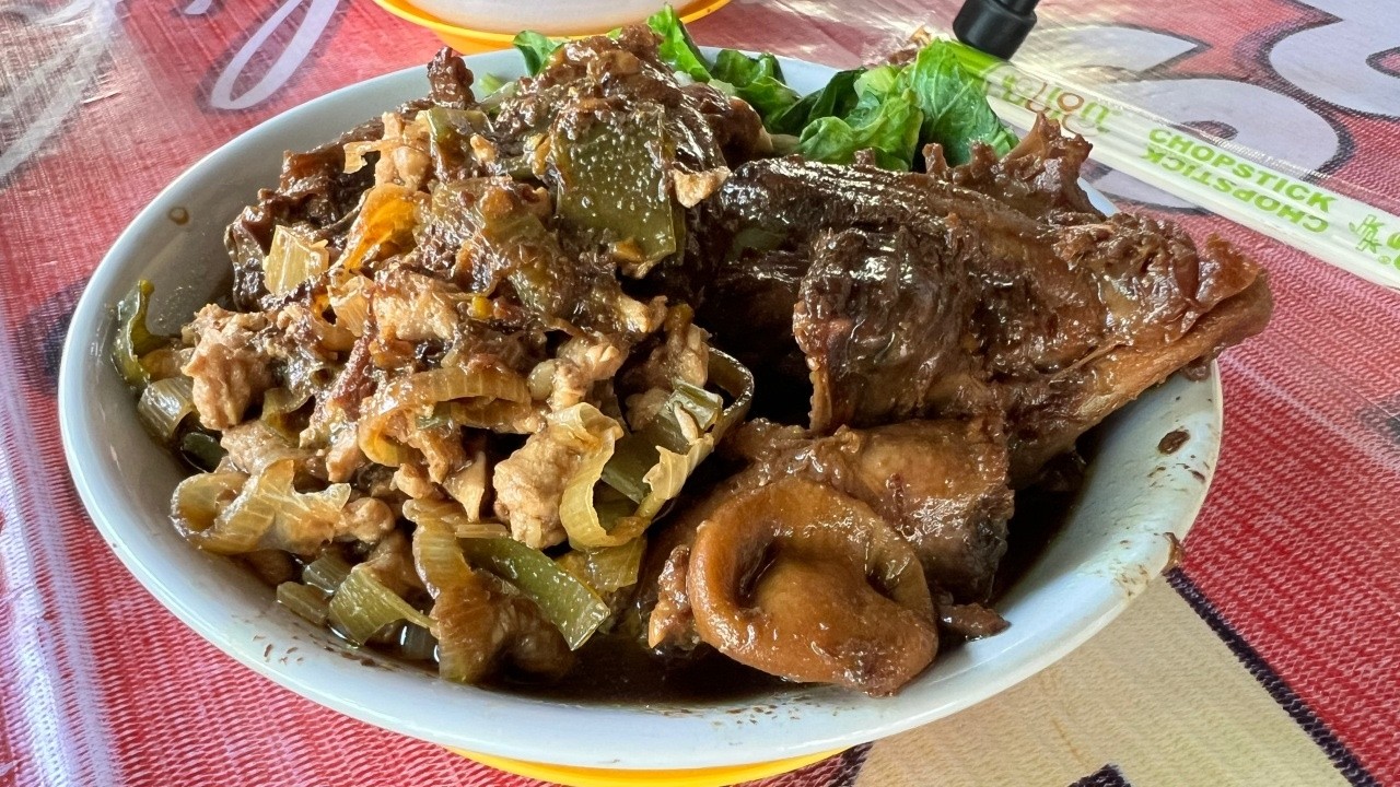 MIE AYAM BALUNGAN 12 RIBU SAMPAI MAU TUMPAH..!!