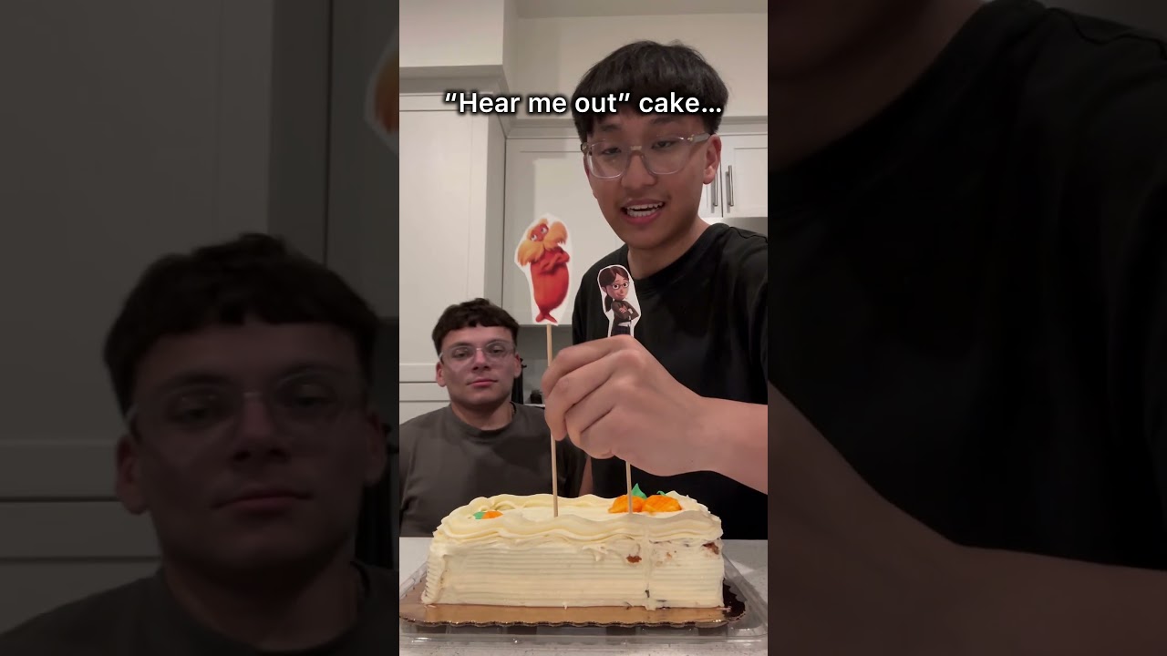 HEAR ME OUT CAKE 😱🎂