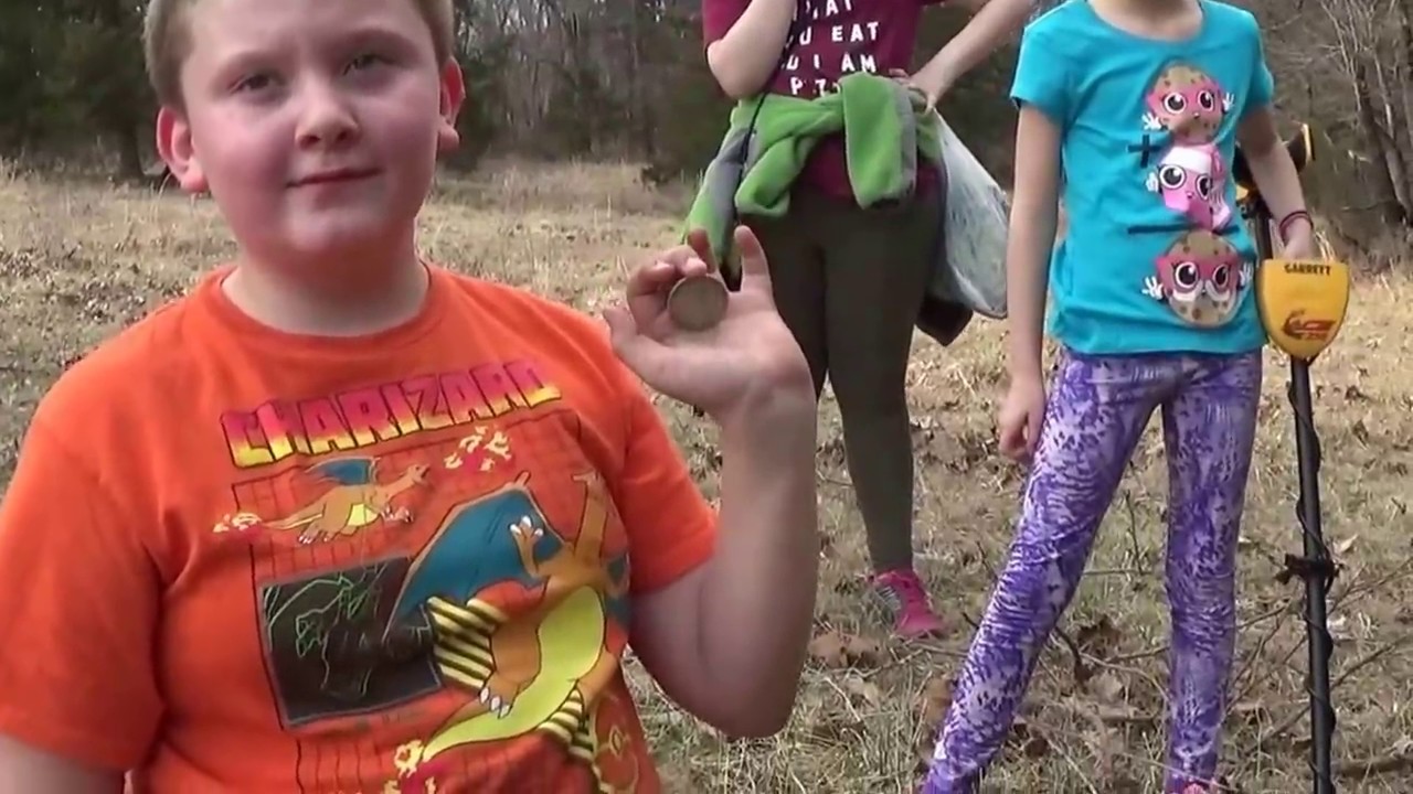 Episode #4 Metal Detecting with Digger & Chirp Sifters & Silver