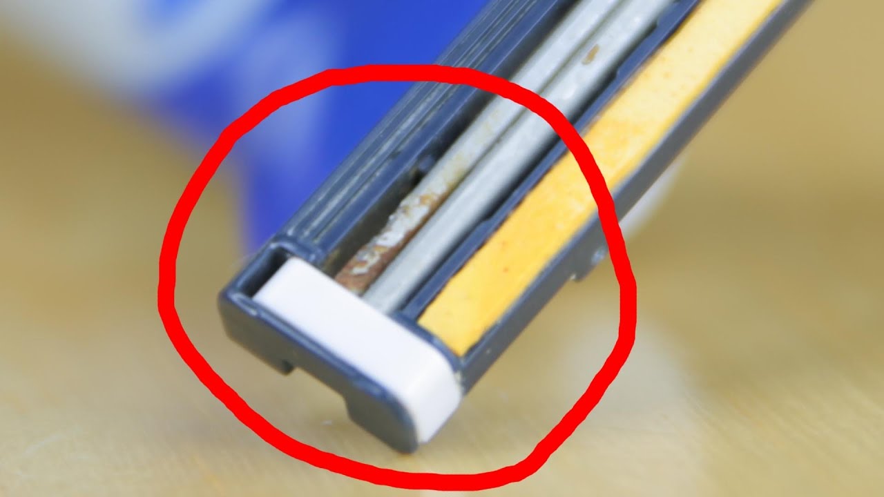 How To Prevent a Rusty Razor